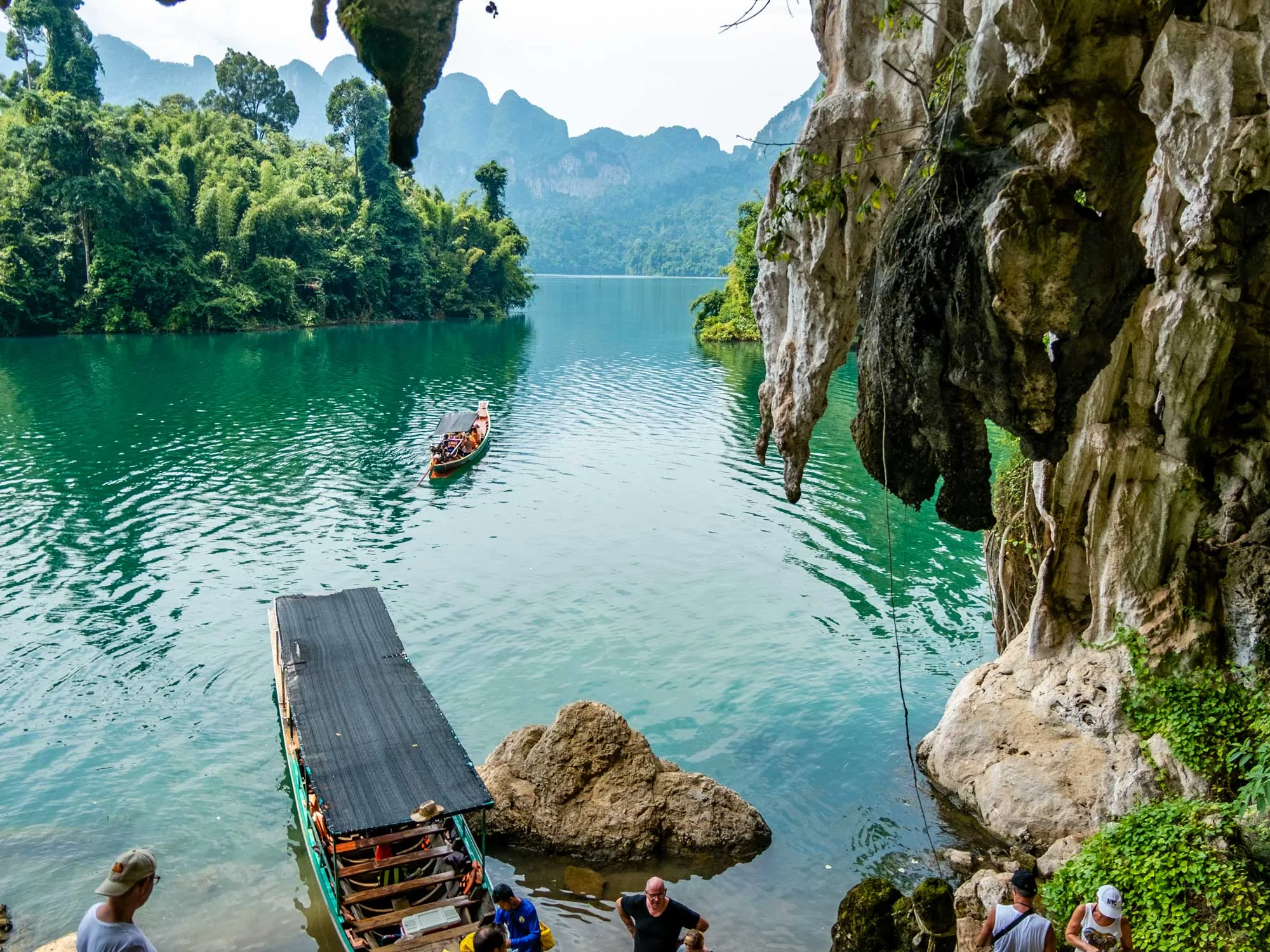 Prakai Phet Cave