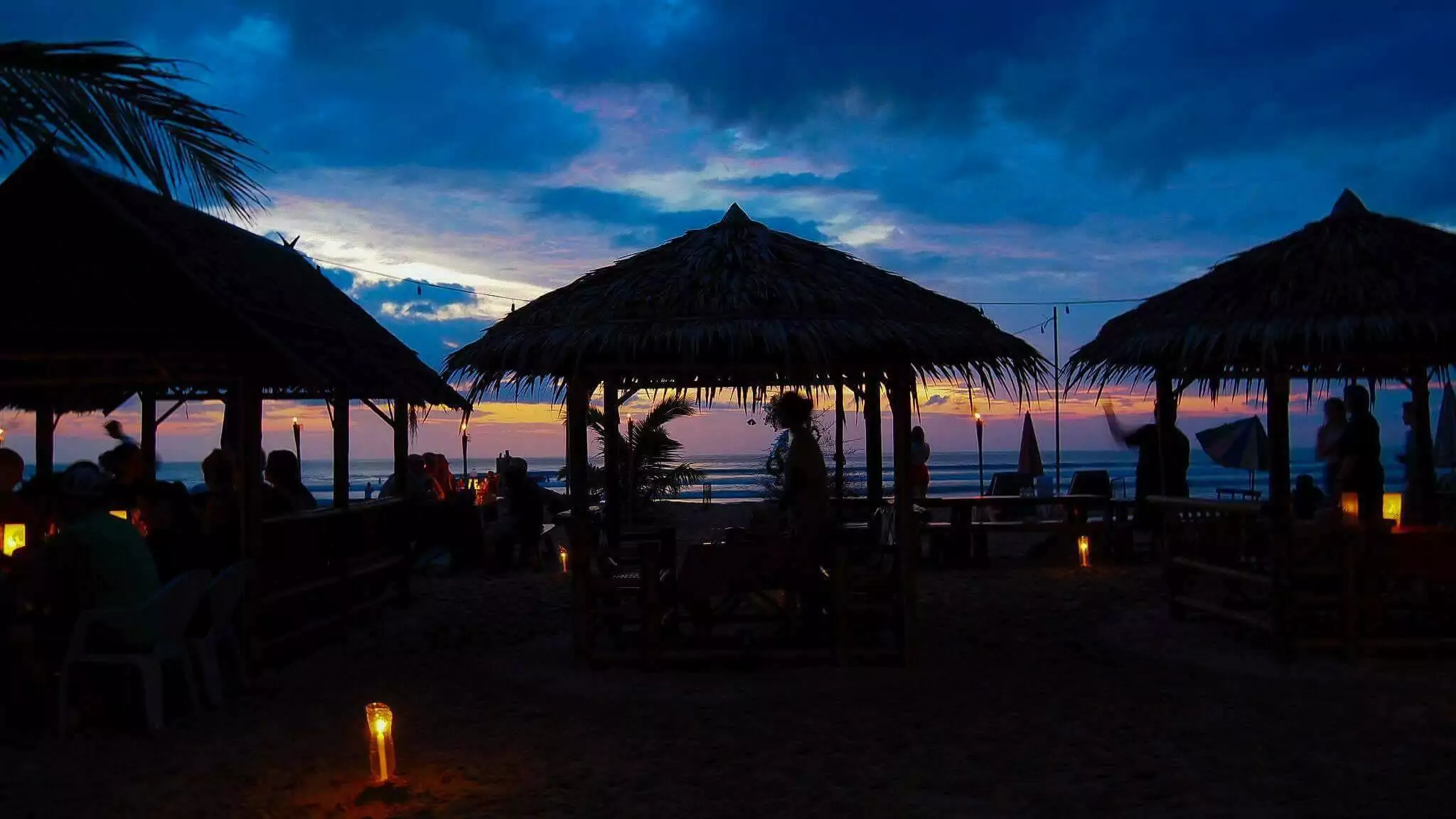 The Best 10 Restaurants In Khao Lak - Memories Beach Bar - The Best 10 Restaurants In Khao Lak