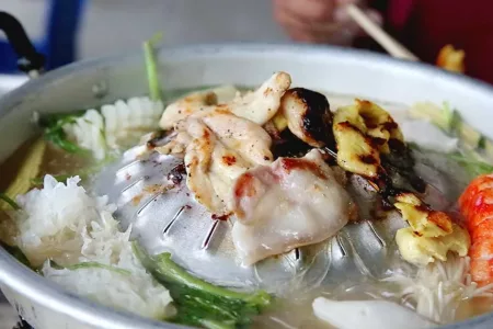 Entdecken Sie das Beste der Thailändischen Küche im Moo Ka Ta – einem Insider-Restaurant