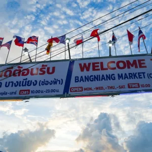 bang niang market